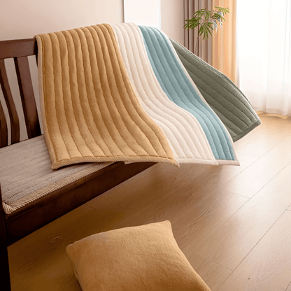 FURNICOZY – Soft Non-Slip Sofa Cover for Pet-Friendly Daily Comfort