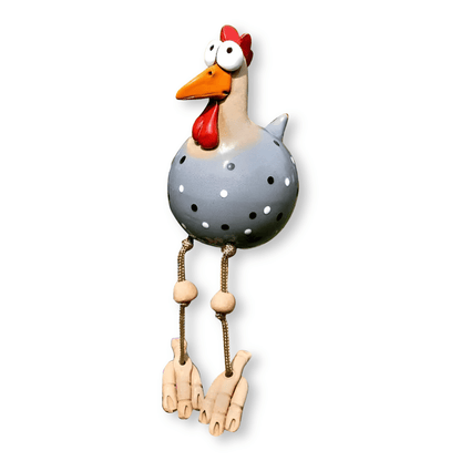GARDENBLINK – Resin Chicken Statue with Expressive Big Eyes for Delightful Garden Décor