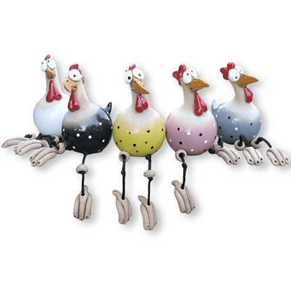 GARDENBLINK – Resin Chicken Statue with Expressive Big Eyes for Delightful Garden Décor