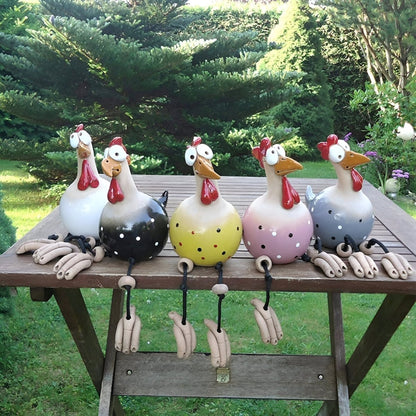 GARDENBLINK – Resin Chicken Statue with Expressive Big Eyes for Delightful Garden Décor