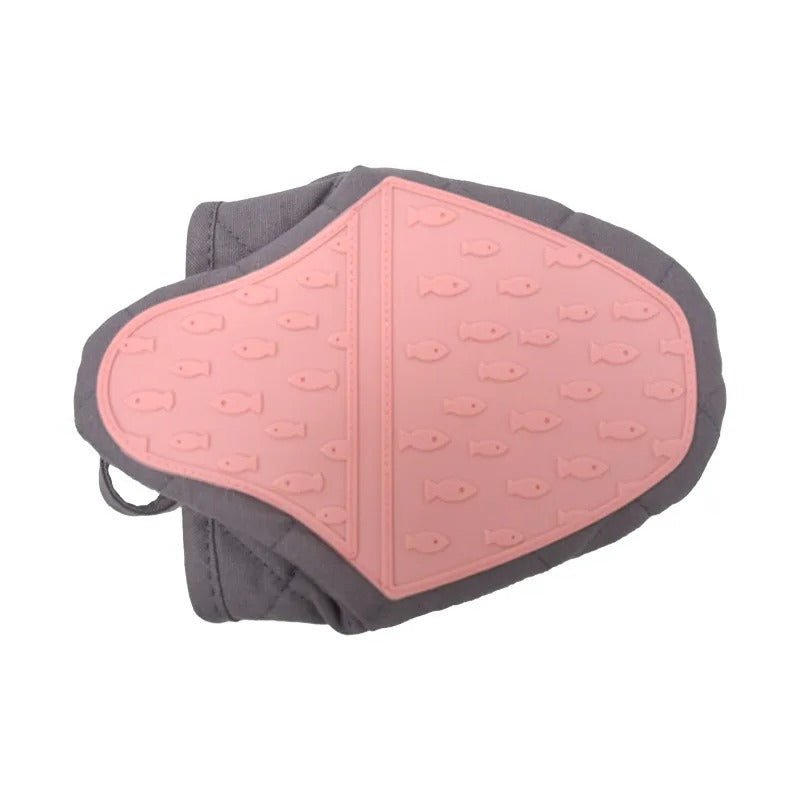 GRIPFIN – Heat-Resistant Fish-Shaped Silicone Oven Mitt with Non-Slip Grip