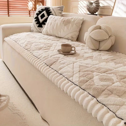 HOMÉVA – Plush Winter Quilted Sofa Slipcover with Anti-Slip Grip
