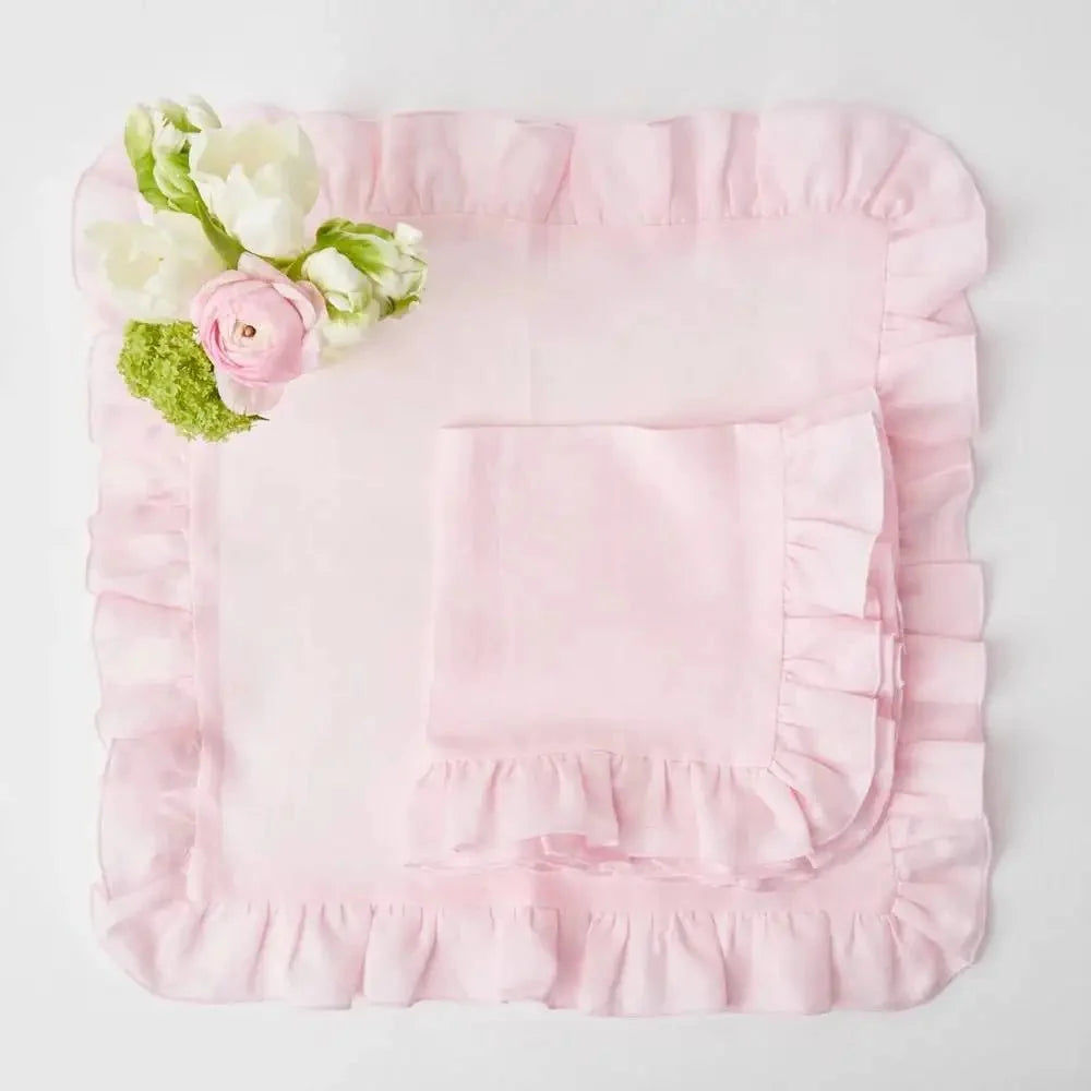 LINENBLOOM – Handcrafted Linen Napkin with Soft Ruffle Edge