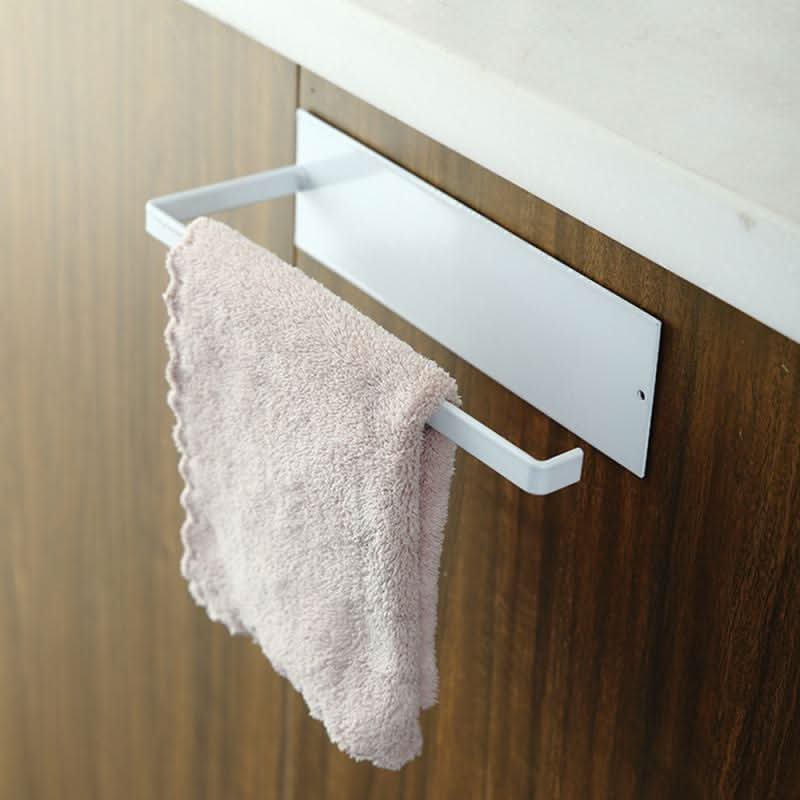 NeatHold – Space-Saving Mounted Paper Towel Holder with Durable Iron Design