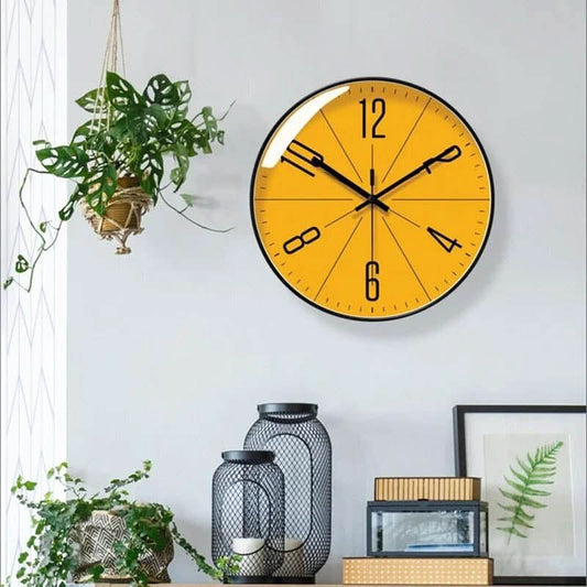 HUSKLOK – Silent Nordic Wall Clock with Minimalist Design