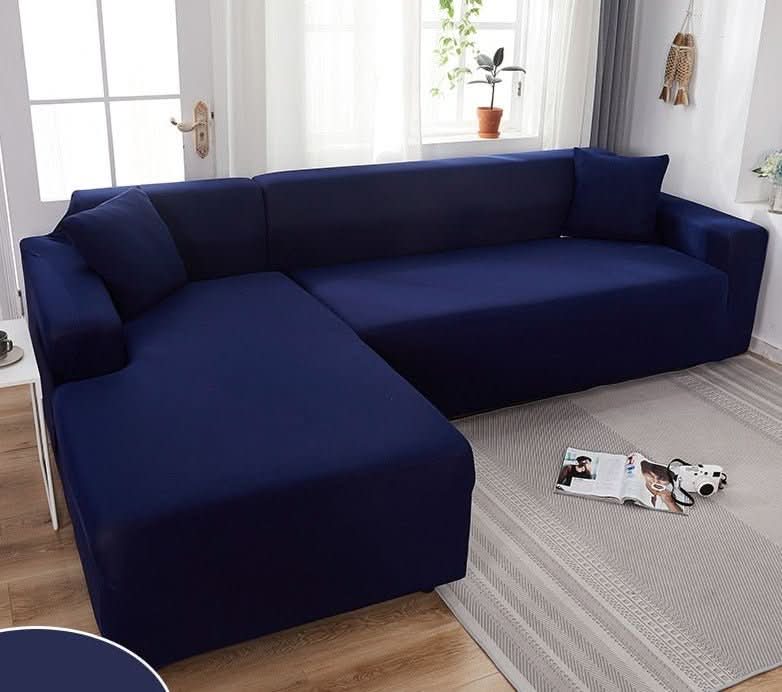 DRYDEFEND – Waterproof Sofa Cover for Stylish Protection
