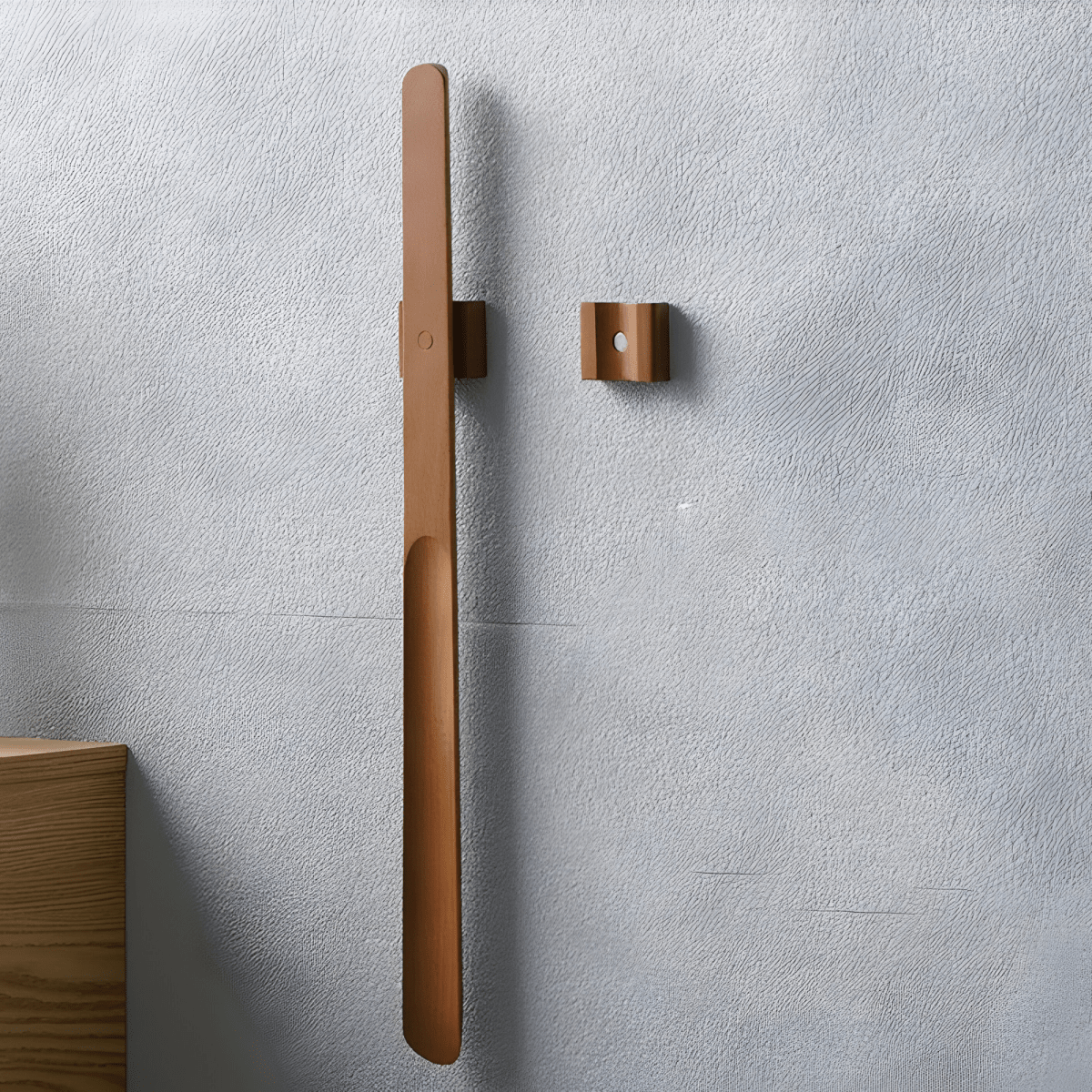 TALLGRIP – Extra-Long Magnetic Wooden Shoehorn for Effortless Wear