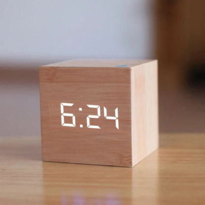 ZENICUBE – Minimalist LED Alarm Clock with Time, Date & Temperature Display