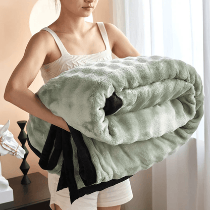 VELVETRA – Double-Sided Plush Fleece Blanket for Ultimate Warmth and Softness