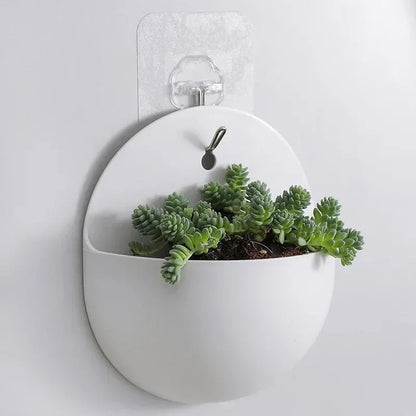VERTIFLOW – Hydroponic Wall Hanging Planter for Modern Green Spaces