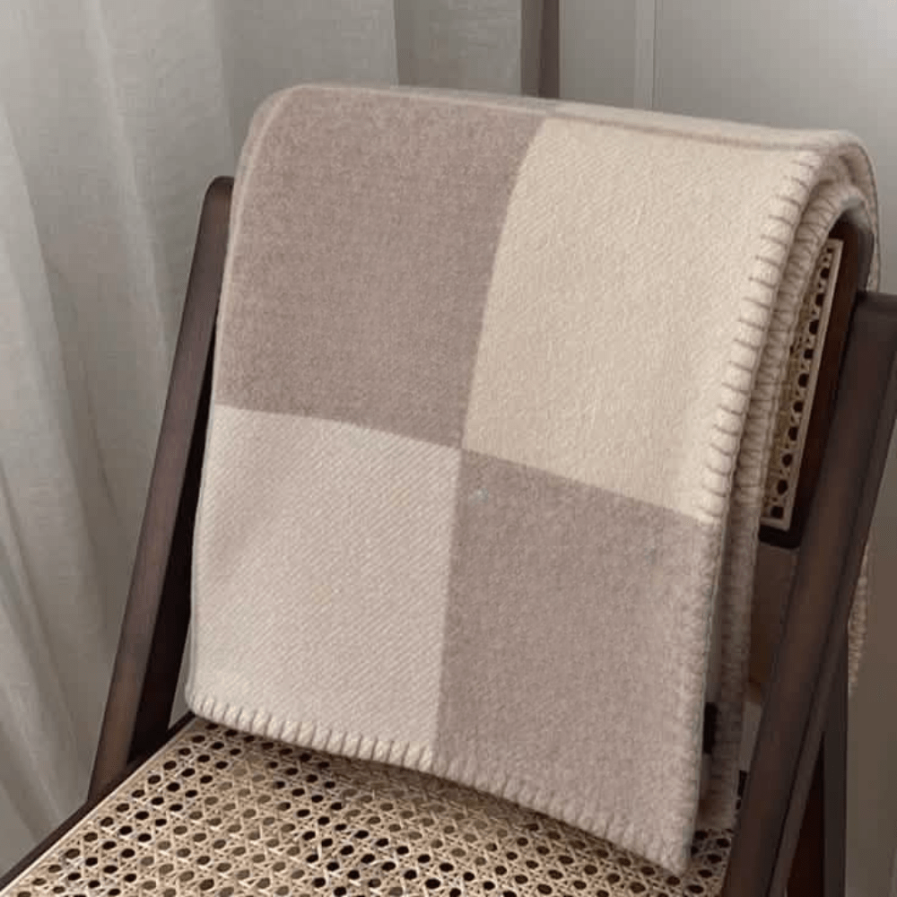 WOOLNEST – Premium Soft Wool Blanket for Interior Warmth & Comfort