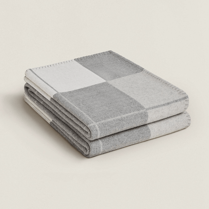 WOOLNEST – Premium Soft Wool Blanket for Interior Warmth & Comfort